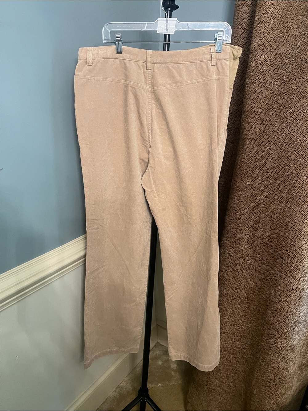Maternity Women’s Straight-Leg tan corduroy in Light Tan